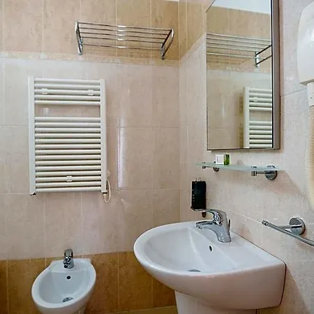 Otel Rex 3*