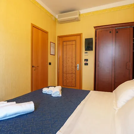 Rex Hotel 3*