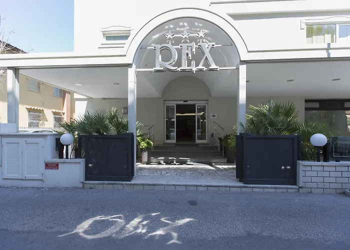Rex 3*