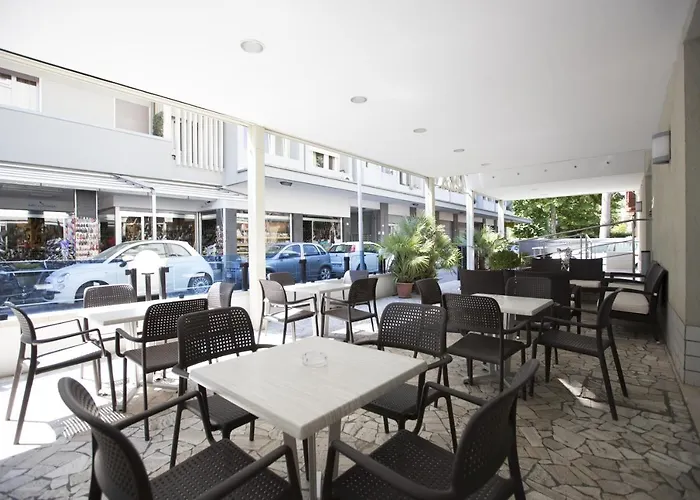 Rex Hotel