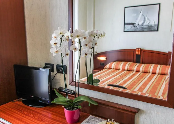 Rex Hotel
