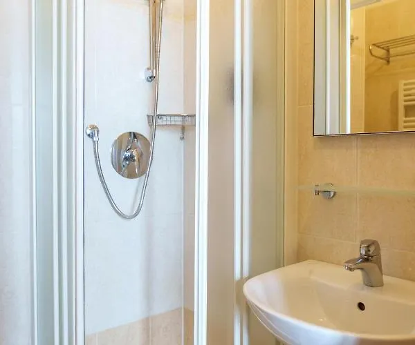 Rex Hotel 3*